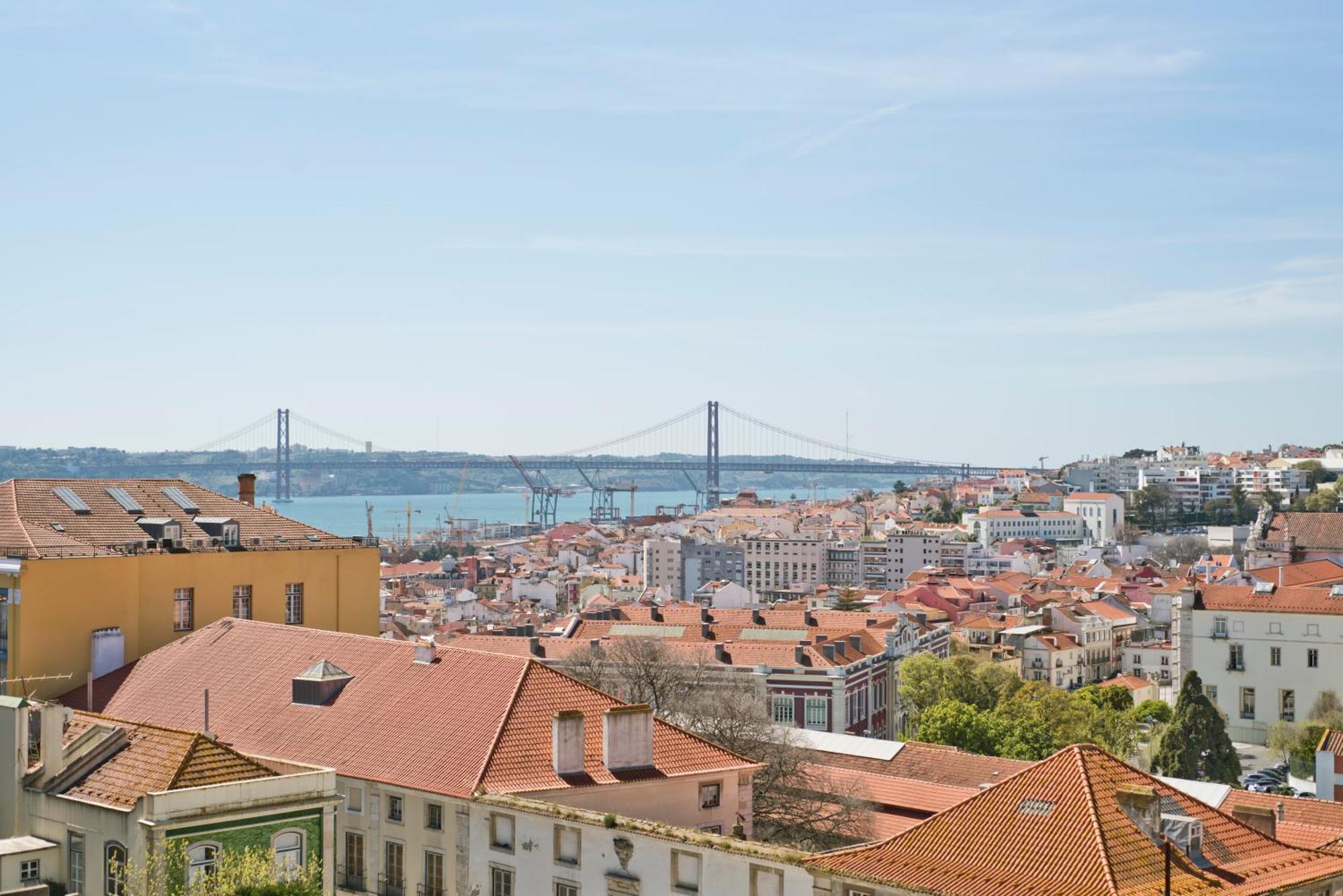 Gasthuis Casa Das Janelas Com Vista Lissabon